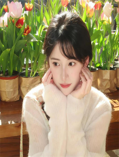 从表演艺术看《攻炮砖家》：剪辑的节奏控制与叙事技巧 感受人物塑造的匠心